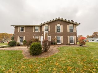 1733 Chittenden Cir NE, Massillon, OH 44646