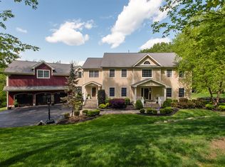 1 Lance Dr, Lebanon Twp, NJ 07830