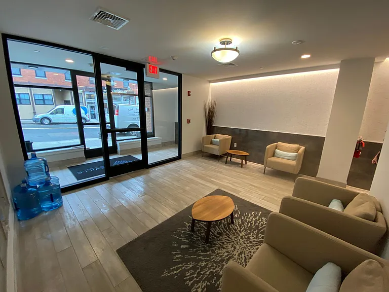 250 Meridian St #608 — Photo 26