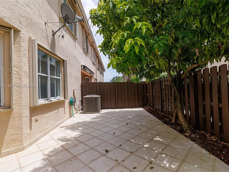 3126 NW 101st Ct — Photo 35