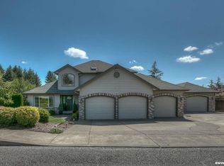 2487 SW Oakwood Dr, Dallas, OR 97338