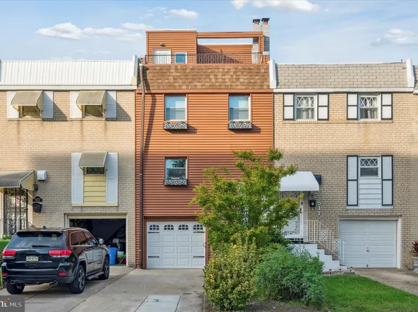513 Brown St, Philadelphia, PA 19123