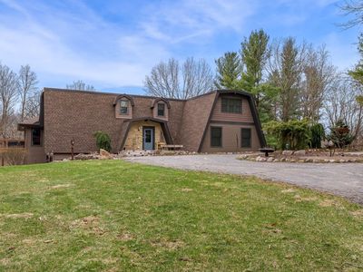 8325 E Crockett Rd, Roscoe, IL, 61073