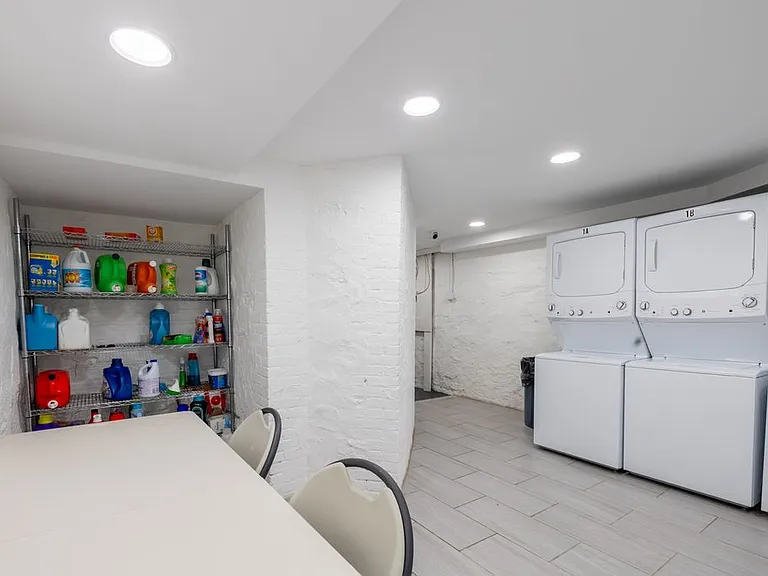 61 Orchard Ave #C1 — Photo 14