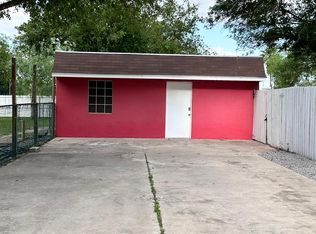 27163 S White Ranch Rd, La Feria, TX 78559