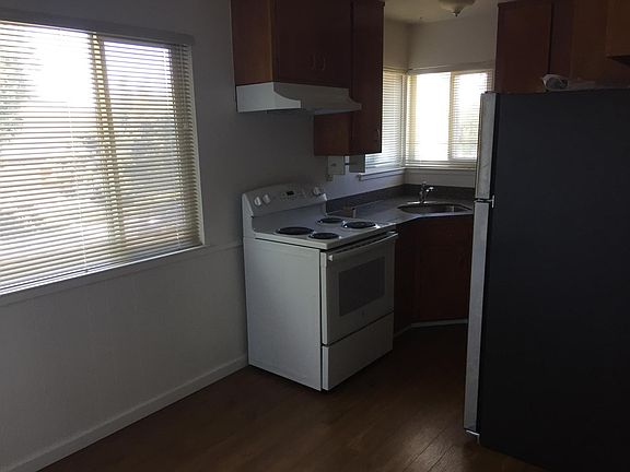 3rd image of 1292 Cortez Dr APT 3