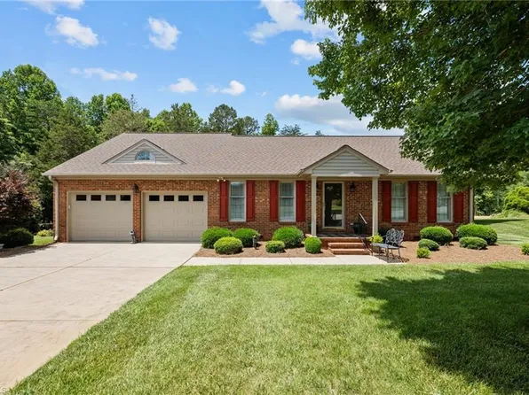 1923 Meadowview Dr, Graham, NC 27253