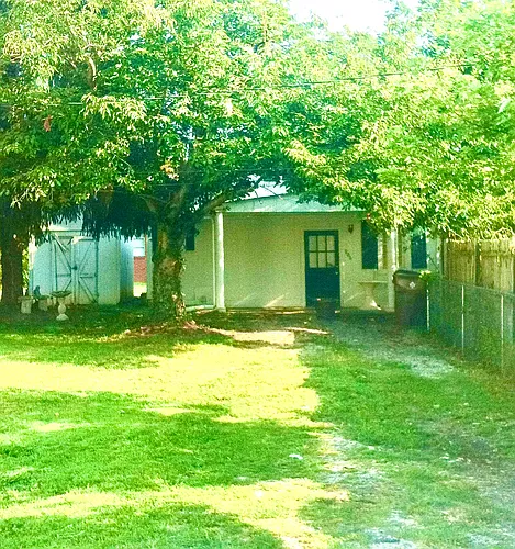 908 Highland St W Photo 1 908 Highland St W Photo 1