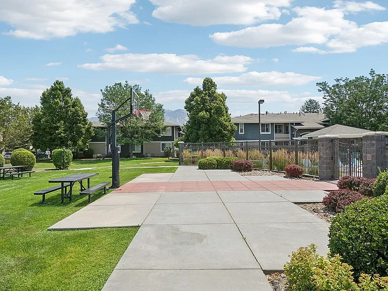 Allegro Apartments — Photo 43