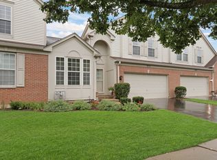 2835 Waterfront Ave, Algonquin, IL 60102