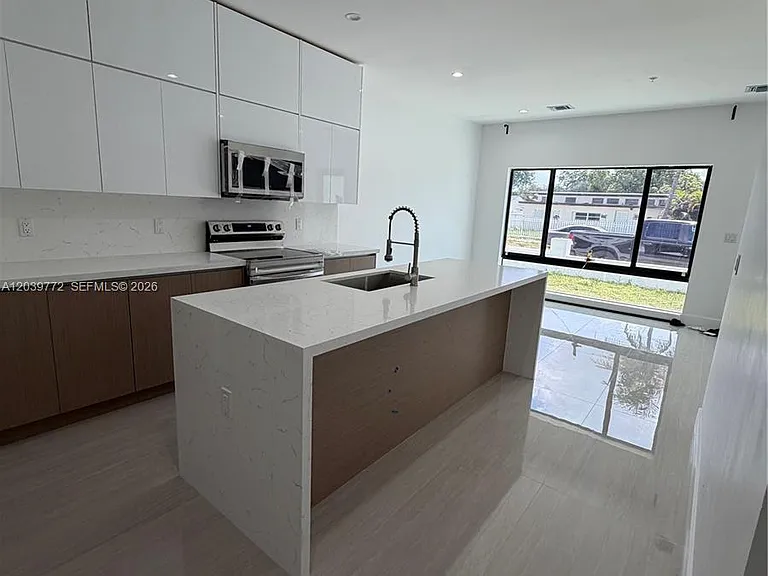 9708 NW 26th Ave — Photo 3