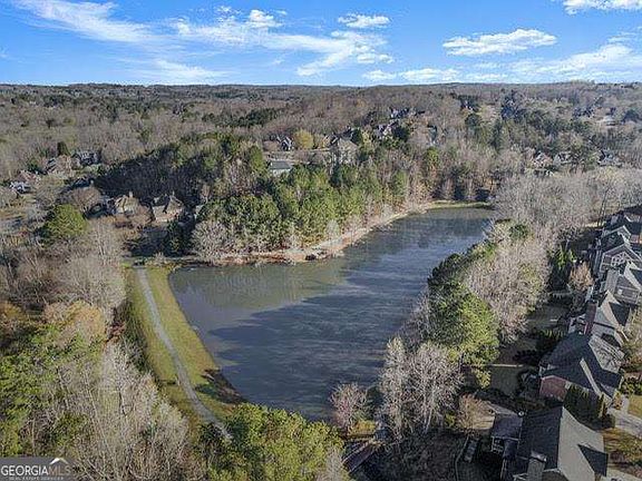 5th image of 6049 Grand Loop Rd
