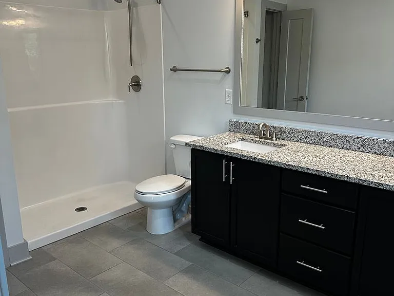 Heritage East Apartments — Photo 26