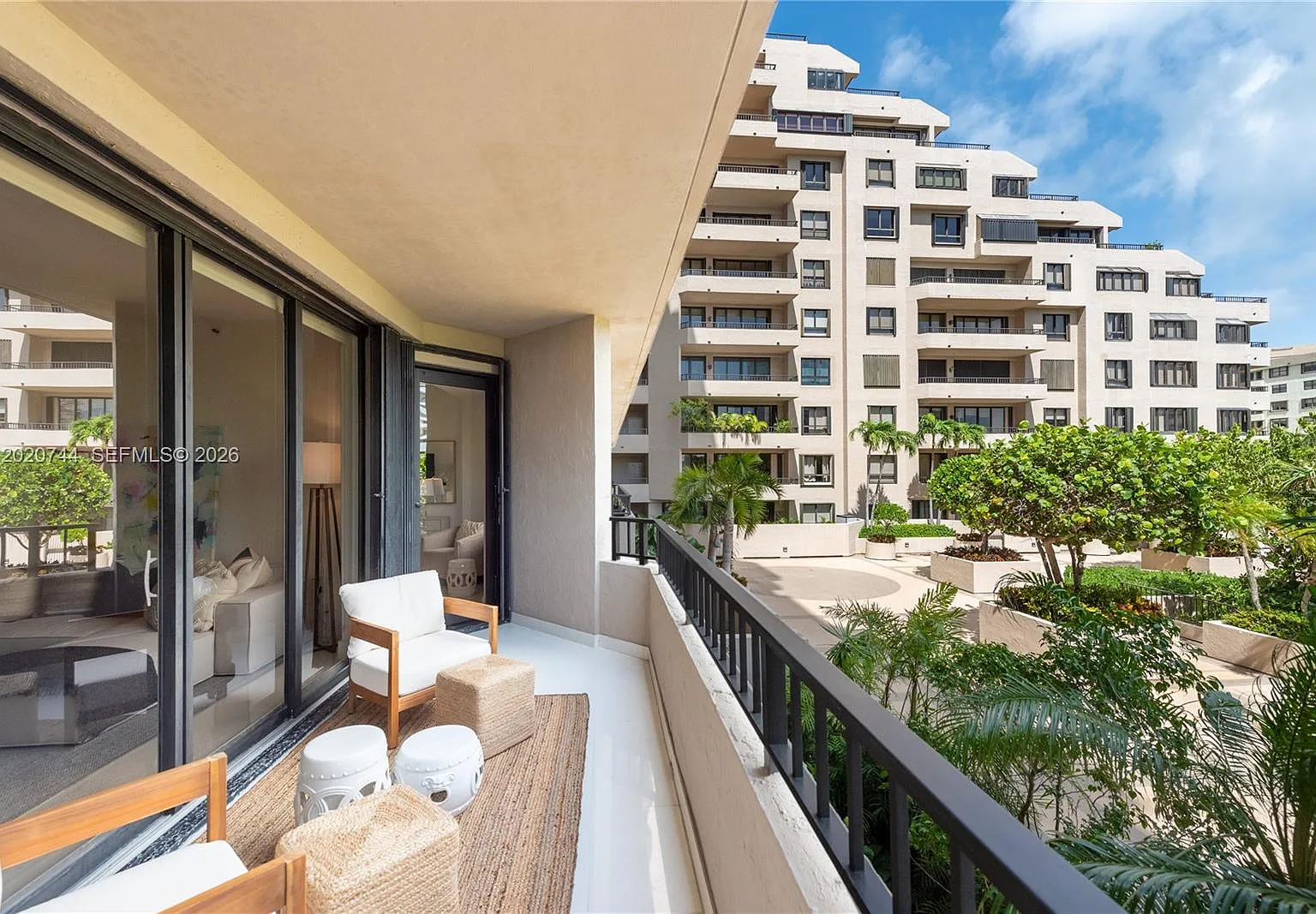 Key Colony No 2 Condo — Photo 1