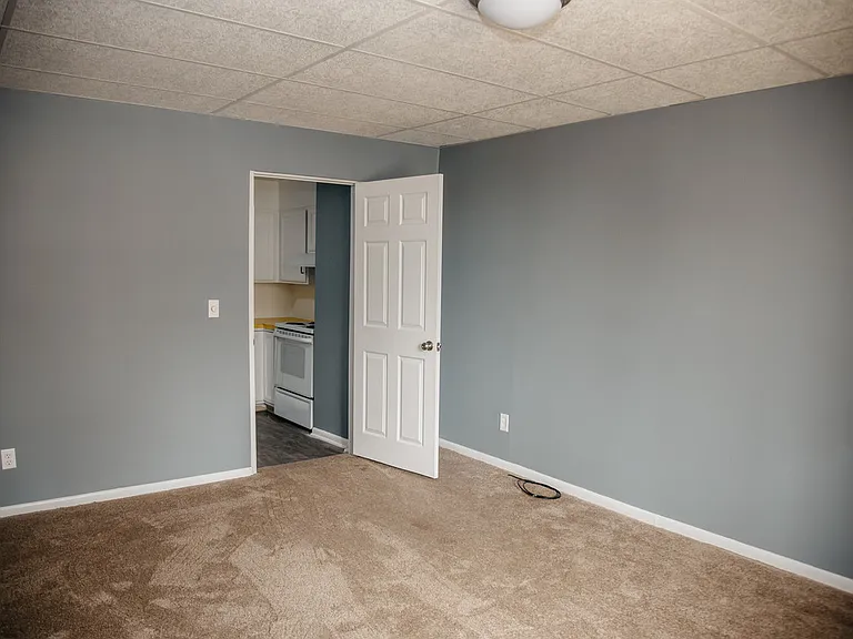 2939 Horseshoe Pike #3 — Photo 10