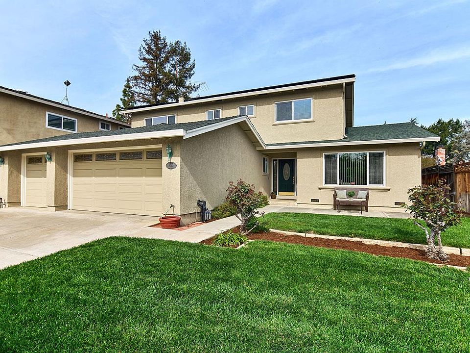 1st image of 635 Gaundabert Ln