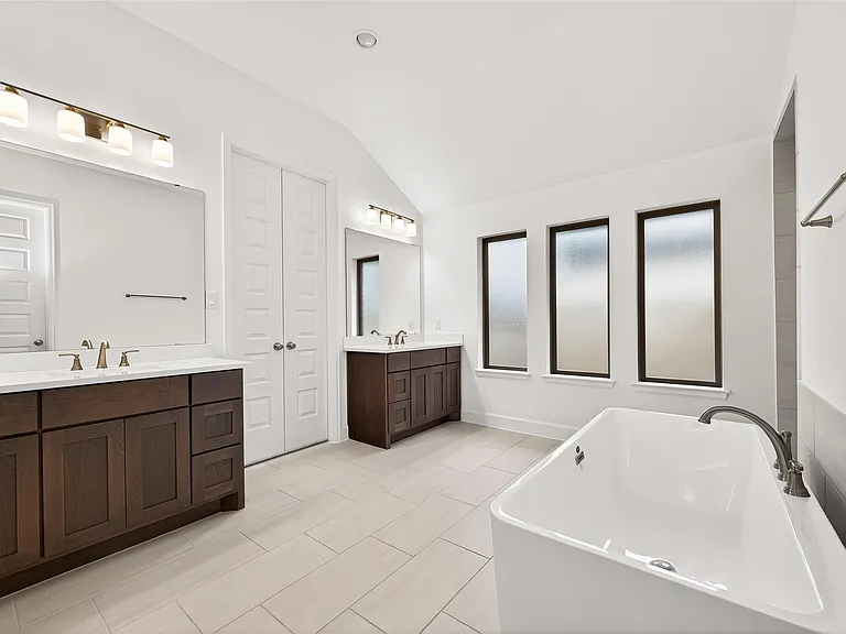 29731 Brushy Gables Dr — Photo 36