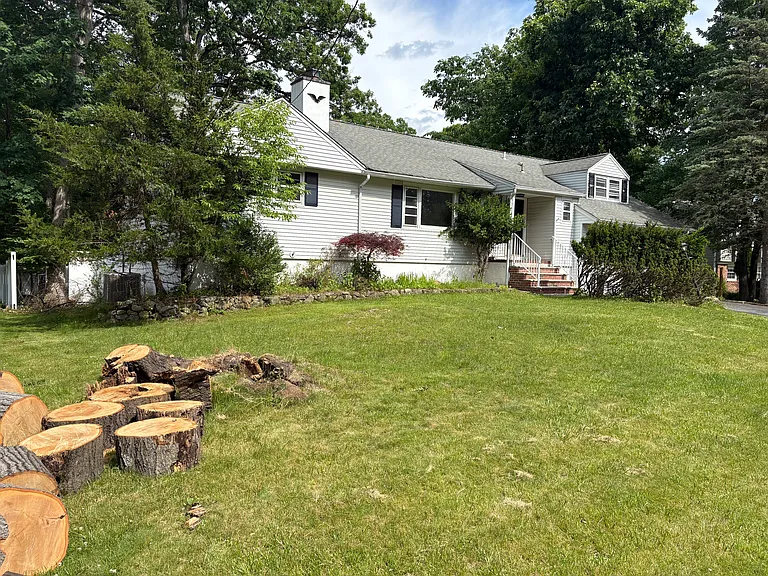104 Hillcrest Dr — Photo 26