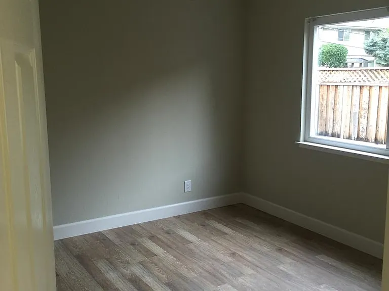 Large Bedroom