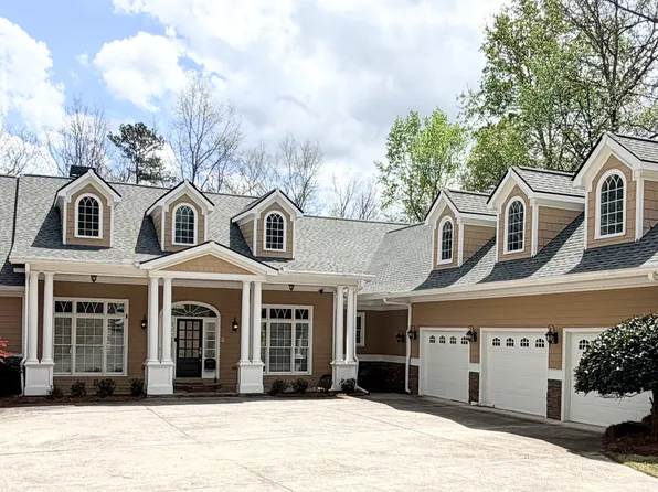 5660 Knotty Ridge Dr, Douglasville, GA 30135