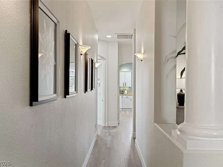9421 Queen Charlotte Dr — Photo 50