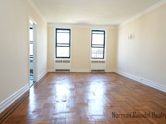 2nd image of 150 E 18th St APT 5F
