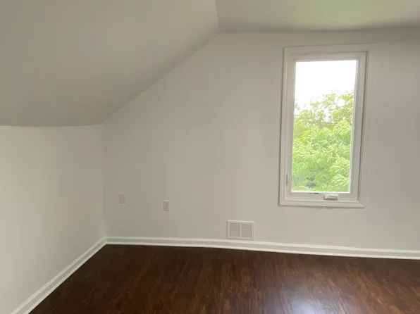 924 Excelsior St, Pittsburgh, PA 15210