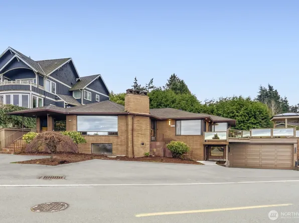 9922 Triton Drive NW #A&B, Seattle, WA 98117