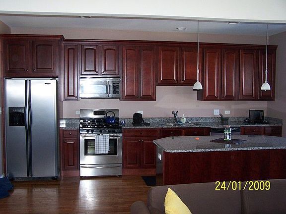 2nd image of 3531 W Shakespeare Ave