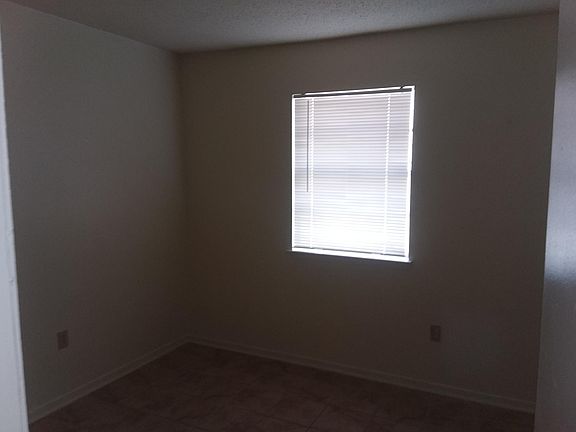 3rd image of 368 Highland Dr