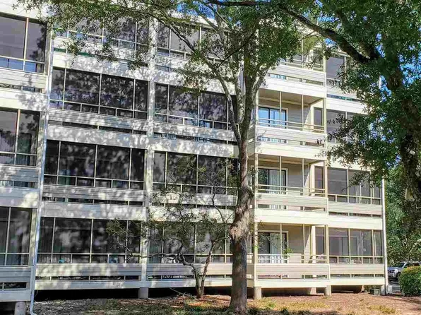 415 Ocean Creek Dr, Myrtle Beach, SC 29572