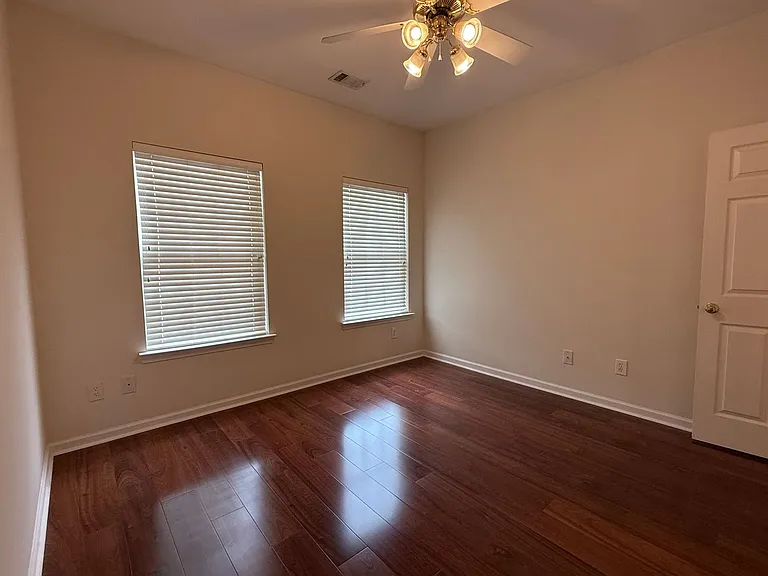 1101 Downs Blvd #I107 — Photo 14