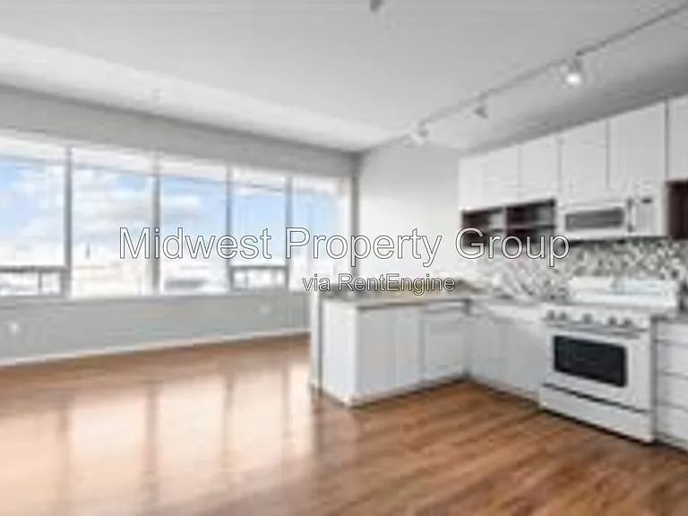 4100 Lindell Blvd #202 — Photo 1