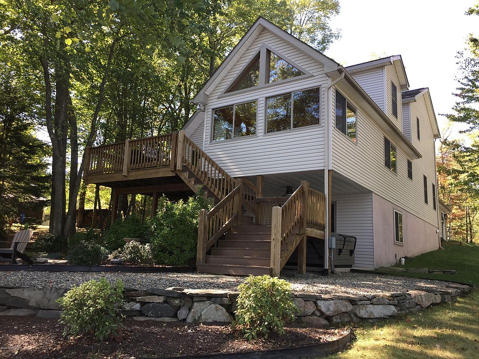 1335 Arrowhead Dr, Pocono Lake, PA 18347 | Zillow