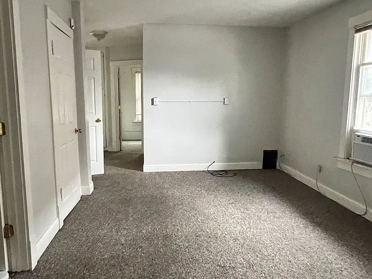 1015 N Glenwood Ave #B — Photo 4