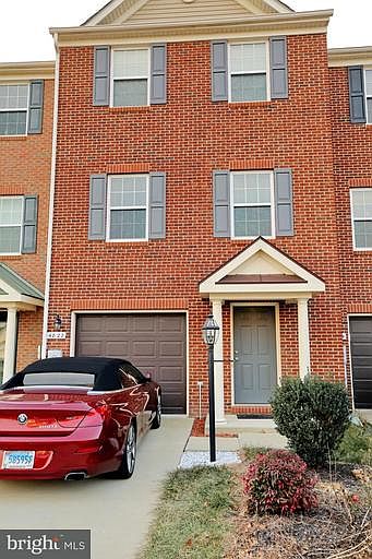 1st image of 4822 Olympia Pl