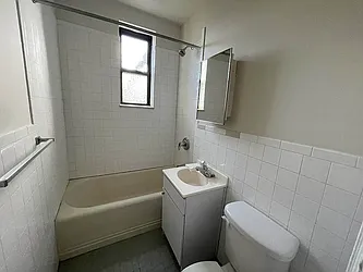 Rented by Metropolis International Realty Inc.