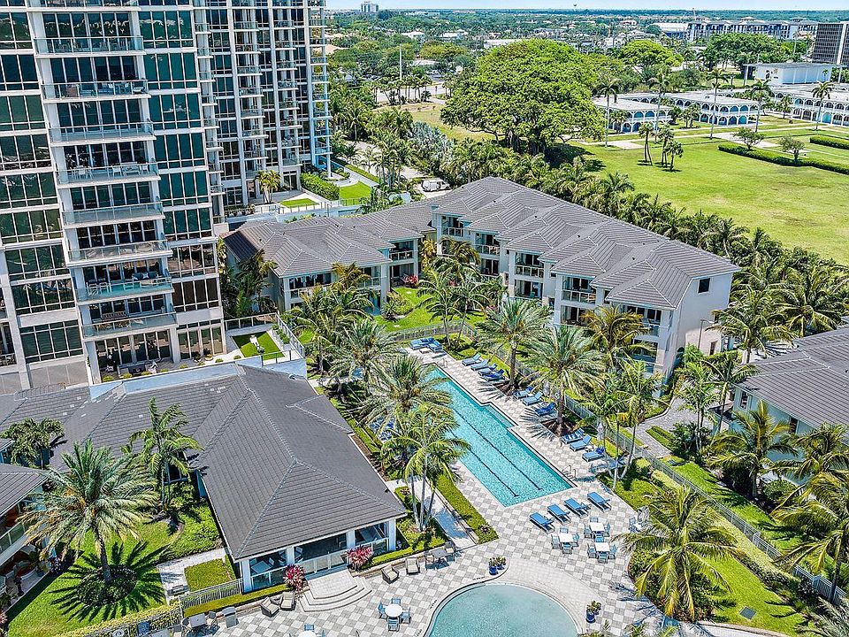 1st image of 110 Water Club Court N