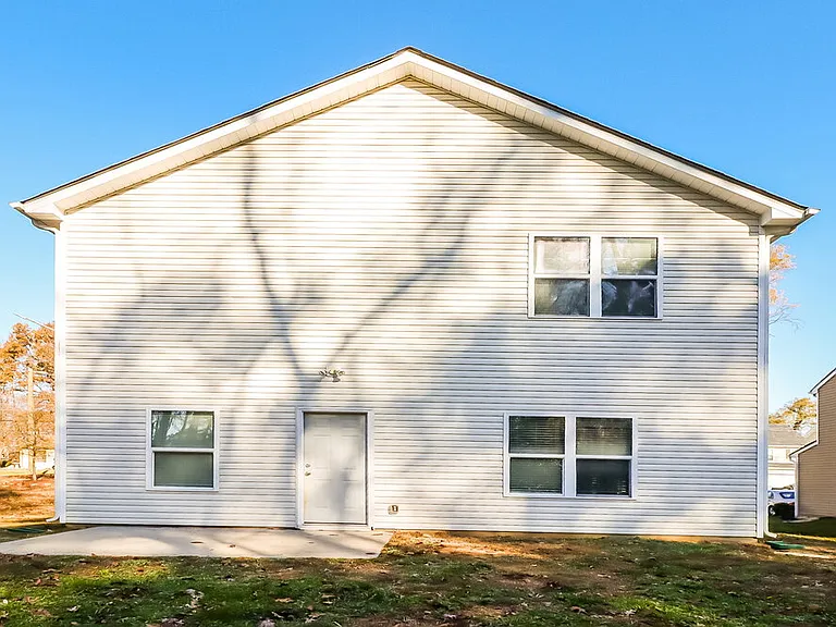1017 Helms Rd — Photo 16