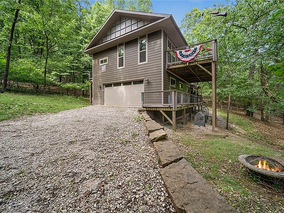 2nd image of 11435 Oak Leaf Cir