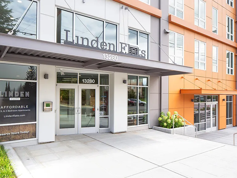 Linden Flats — Photo 25