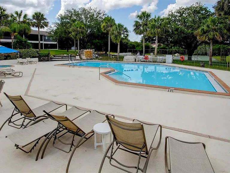 7032 River Run Blvd — Photo 35