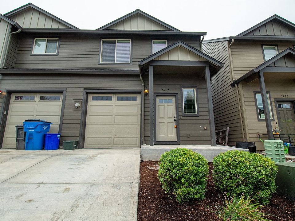1st image of 7617 NE 31st Cir