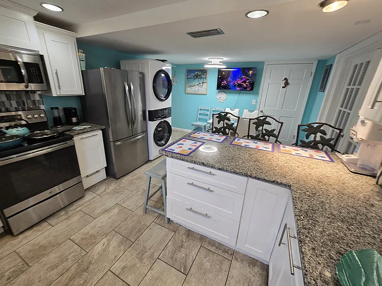 125 Sherwood Ave — Photo 30