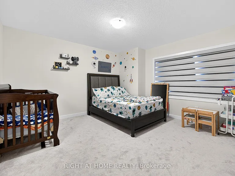 91 Monteith Dr — Photo 24