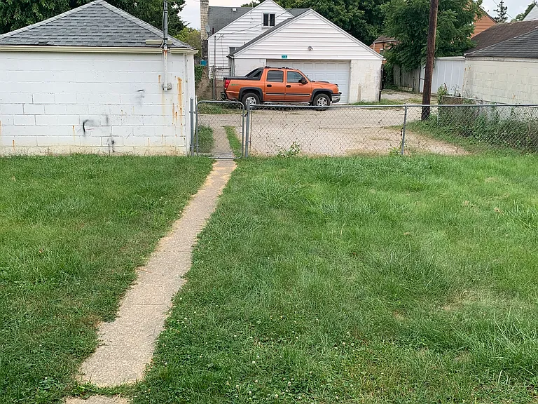 546 Butler Ave — Photo 50