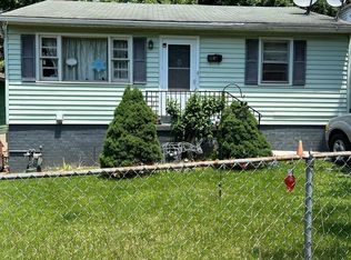 5718 Somerset Rd, Riverdale, MD 20737