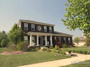 50433 Black Horse Ln, Canton, MI