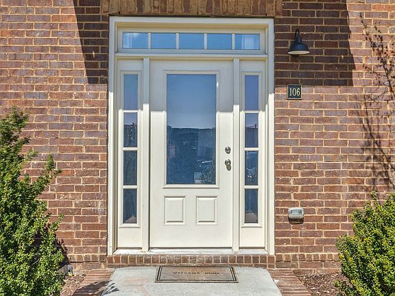 2nd image of 1011 Vida Way #106