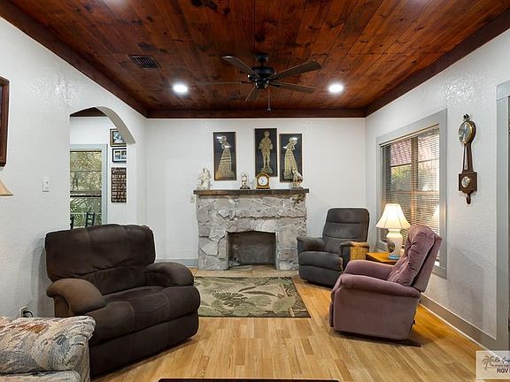 5th image of 18900 Pomelo Rd